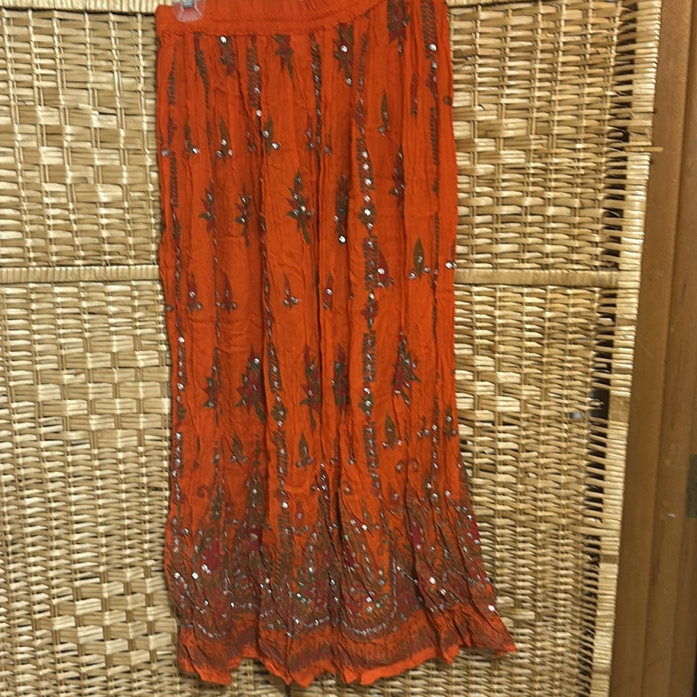 One size fits most boho gypsy maxi skirt - Picture 2 of 3